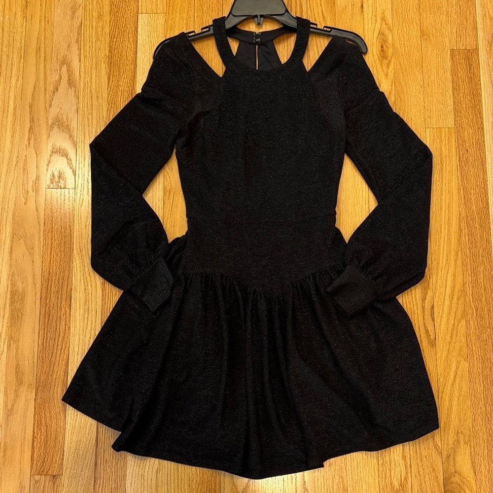 Black Cold-Shoulder Long-Sleeve Women's Dress